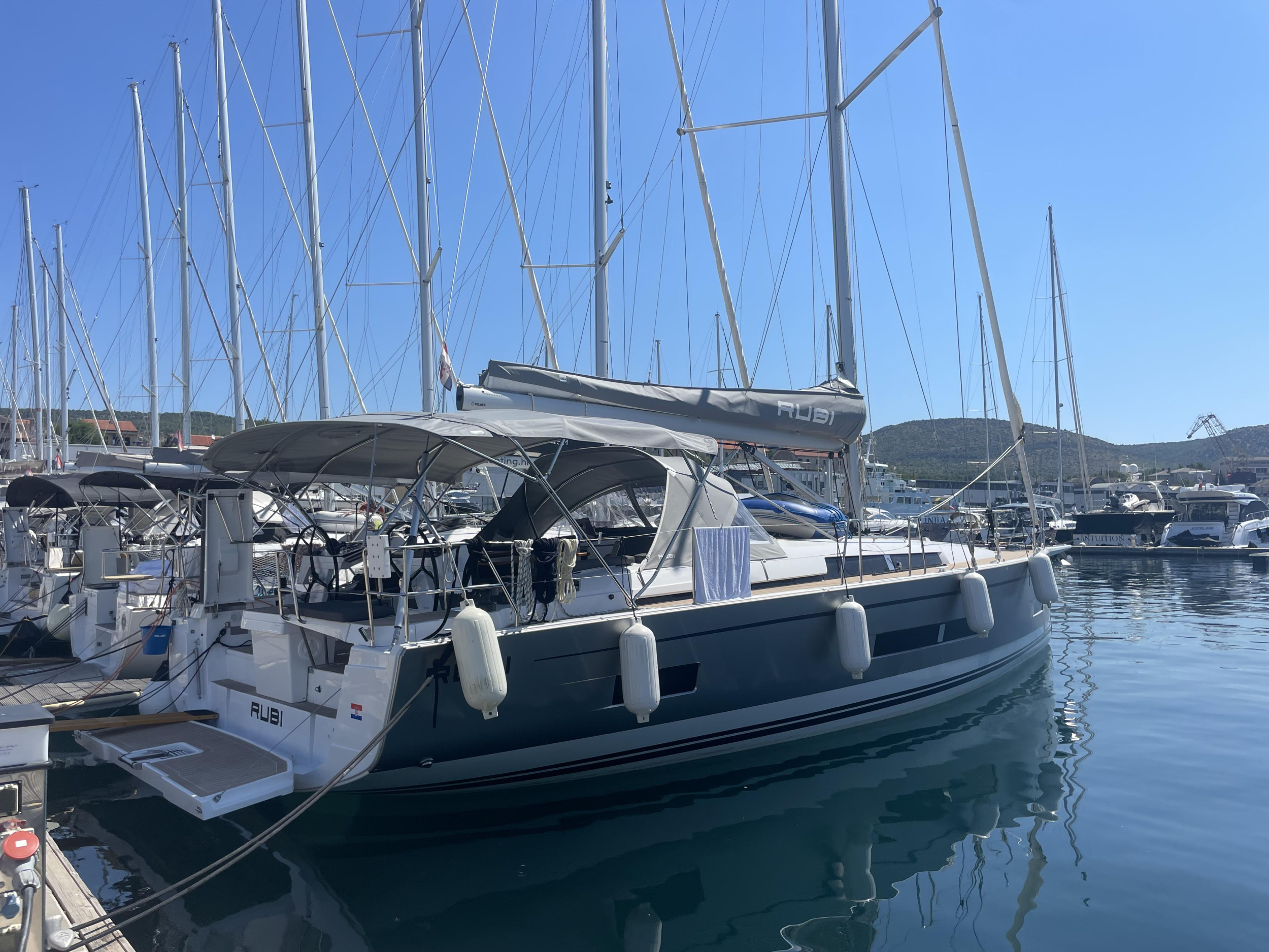 Photo #4 - Hanse 460 - 4 cab. (Rubi) in Sibenik - 36645