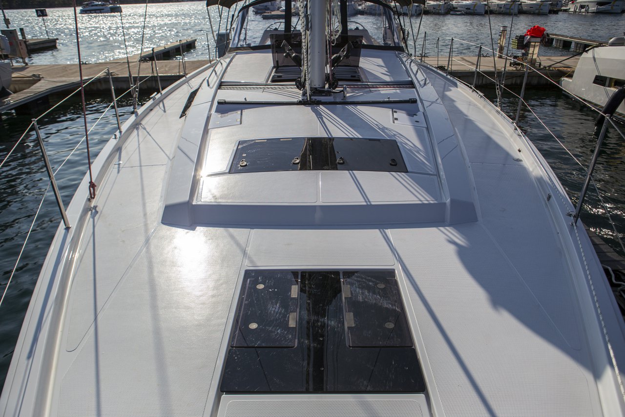 Photo #7 - Hanse 460 (White Pearl) en Sibenik - 36646