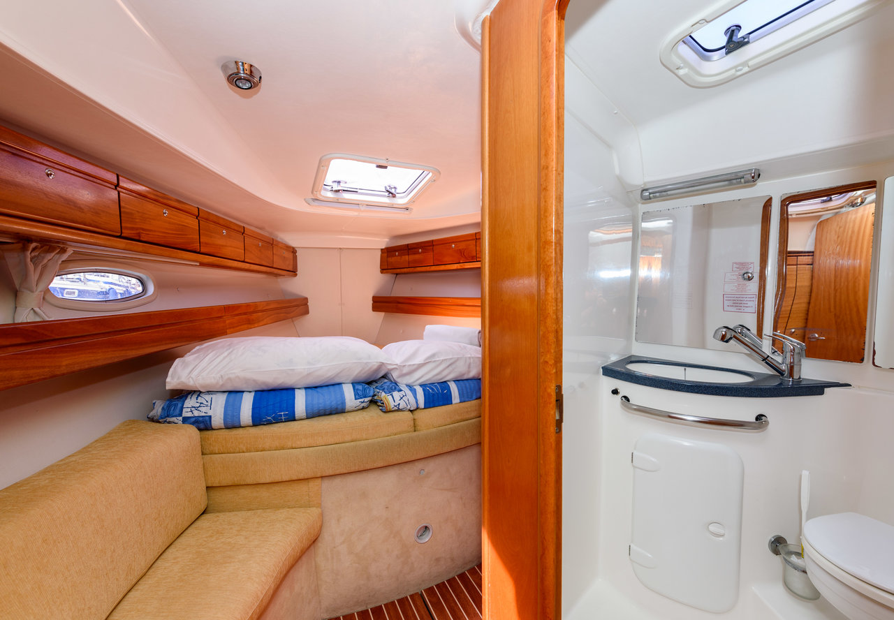 Photo #11 - Bavaria 39 Cruiser (Dorko) in Trogir - 36634