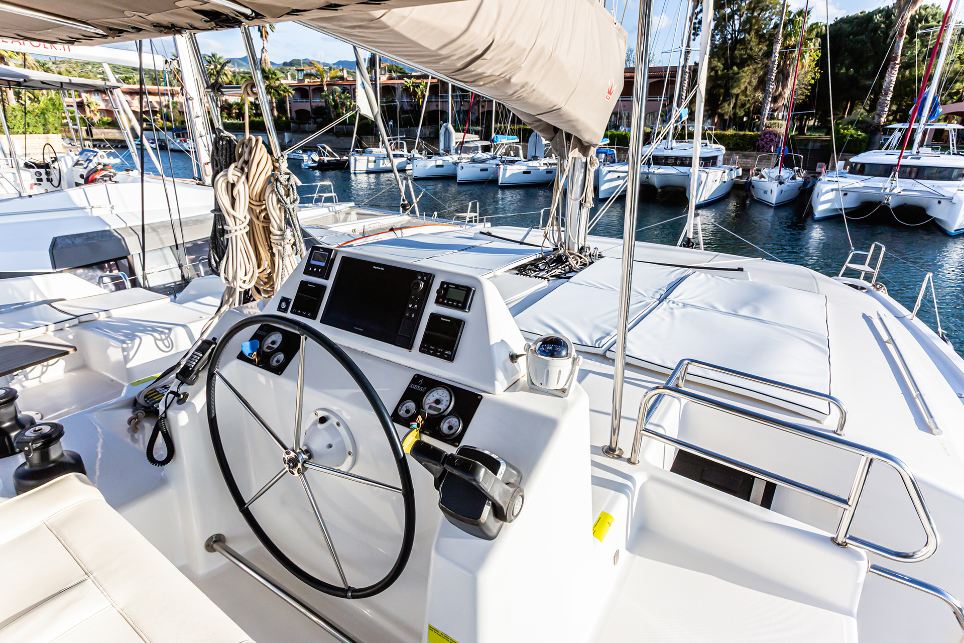 Photo #7 - Dufour 48 Catamaran - 5 + 1 cab. (Oblivion Planet) in Portorosa - 36658