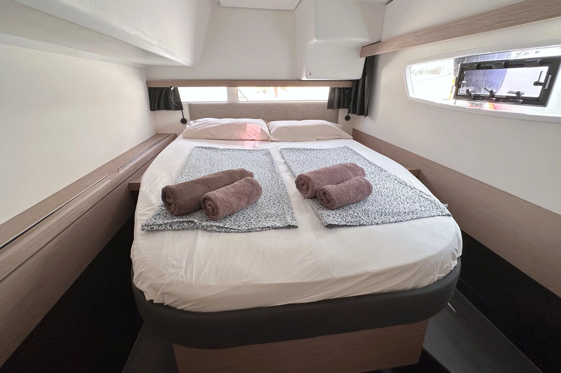 Fountaine Pajot Isla 40 - 4 + 1 cab. (Laja)  - 16
