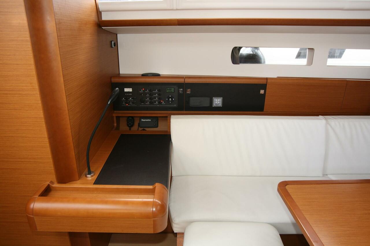 Photo #11 - Sun Odyssey 479 - 4 cab. (Horizon) in rogoznica - 36667