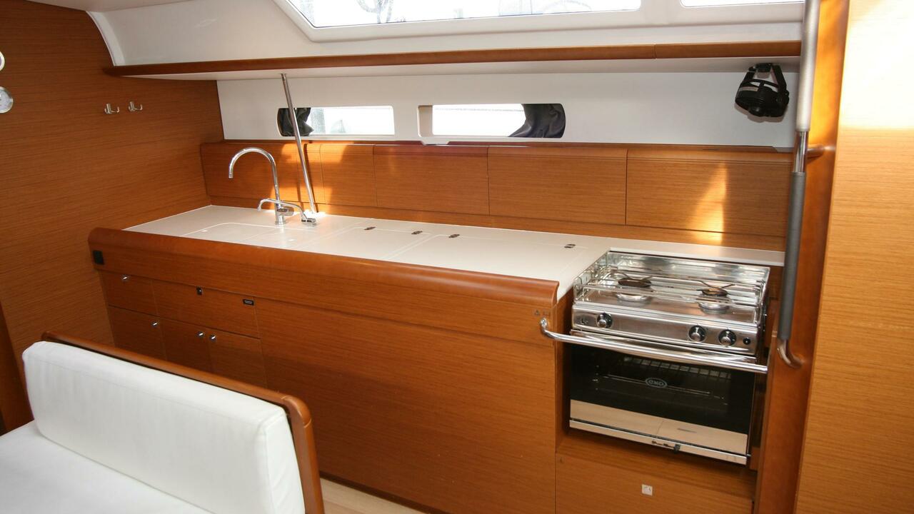 Photo #12 - Sun Odyssey 479 - 4 cab. (Horizon) in rogoznica - 36667