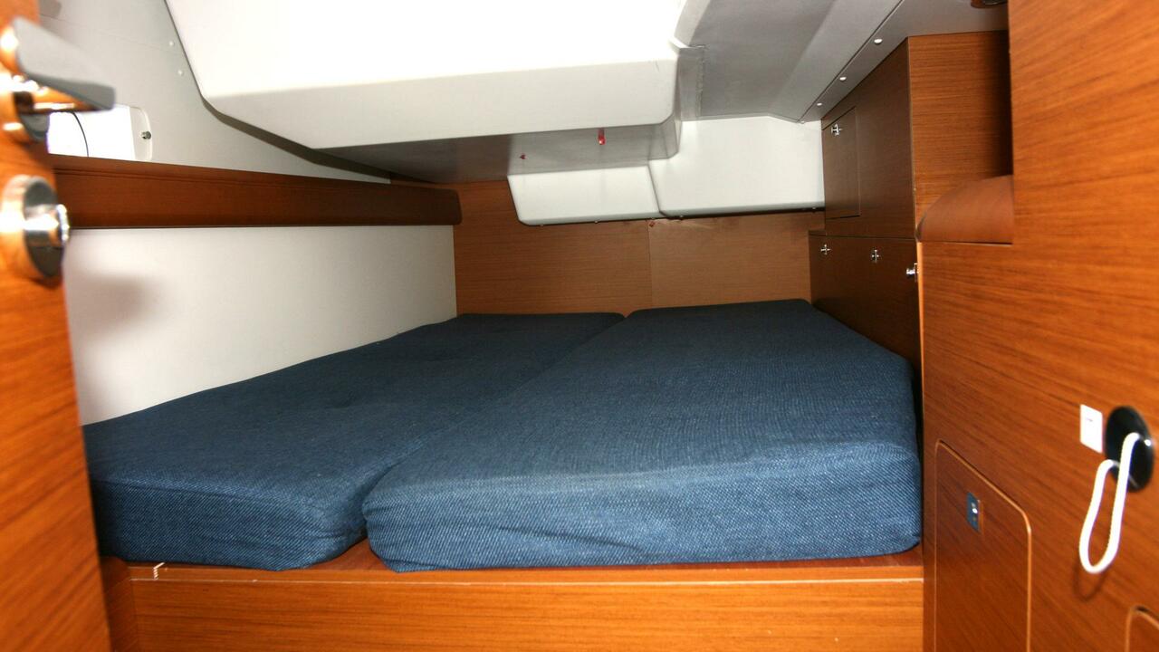 Photo #17 - Sun Odyssey 479 - 4 cab. (Horizon) in rogoznica - 36667