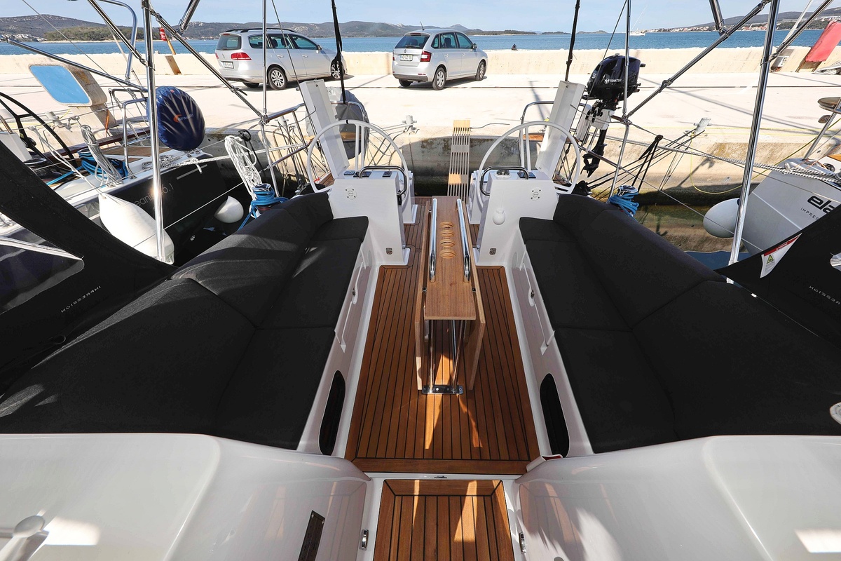 Photo #8 - Elan Impression 40.1 (Sv. Nikola) in Biograd - 36670