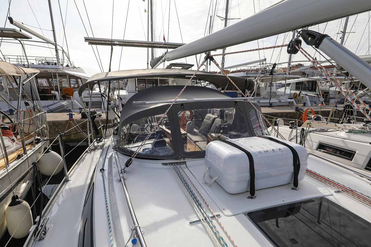Photo #25 - Bavaria Cruiser 34 - 2 cab. (Funky 4ever) in Biograd - 36679