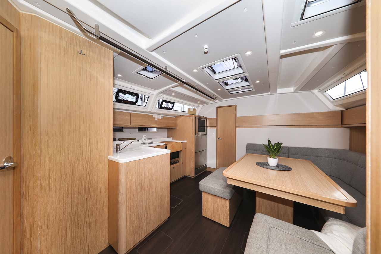 Photo #3 - Bavaria Cruiser 46 Style - 4 cab. (Studio 963) in Biograd - 36681