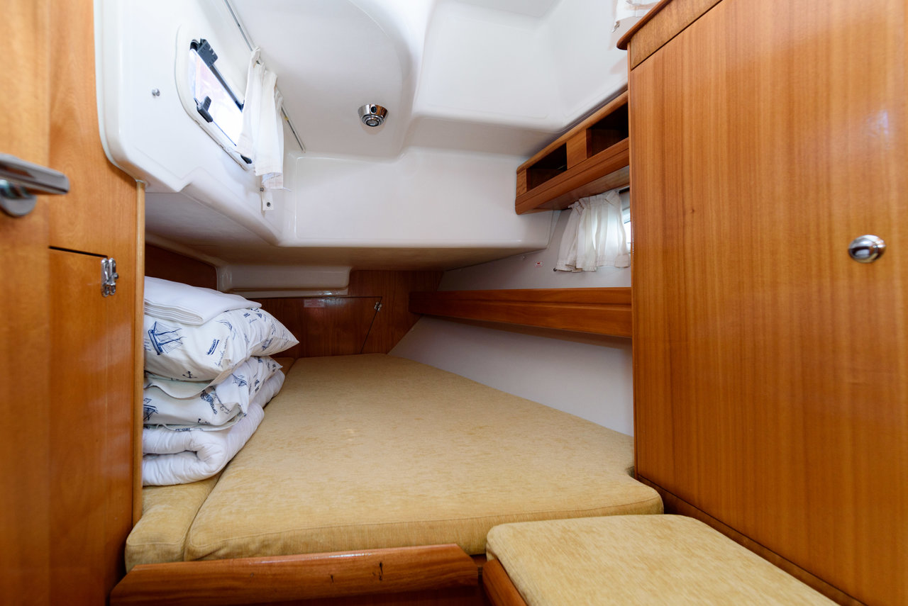 Photo #8 - Bavaria 42 Cruiser (Blue Queen) en Trogir - 36673