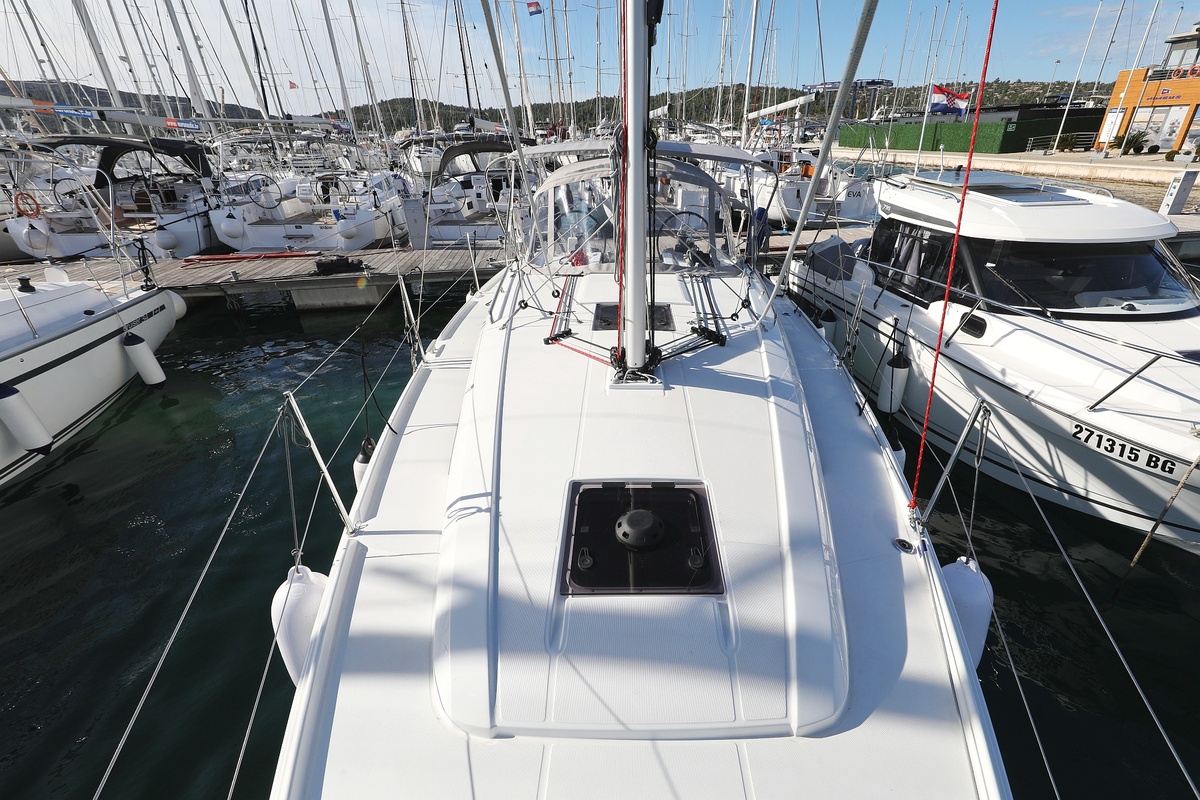Photo #6 - Oceanis 34.1 - 3 cab. (Rooster) en Pirovac - 36700