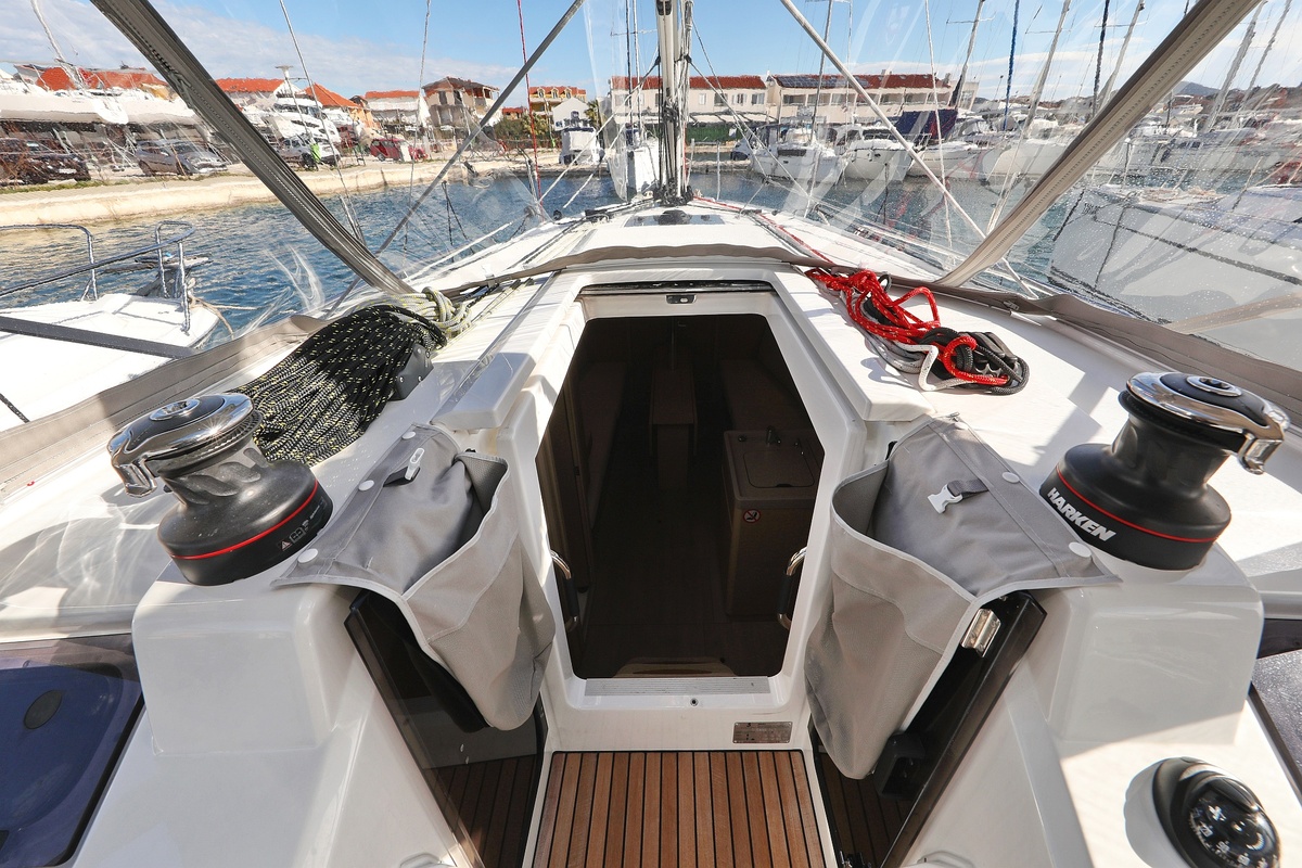 Photo #8 - Oceanis 34.1 - 3 cab. (Rooster) en Pirovac - 36700