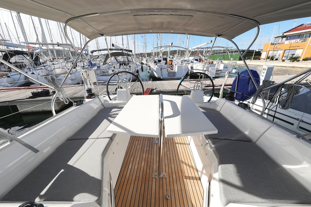 Photo #9 - Oceanis 34.1 - 3 cab. (Rooster) en Pirovac - 36700