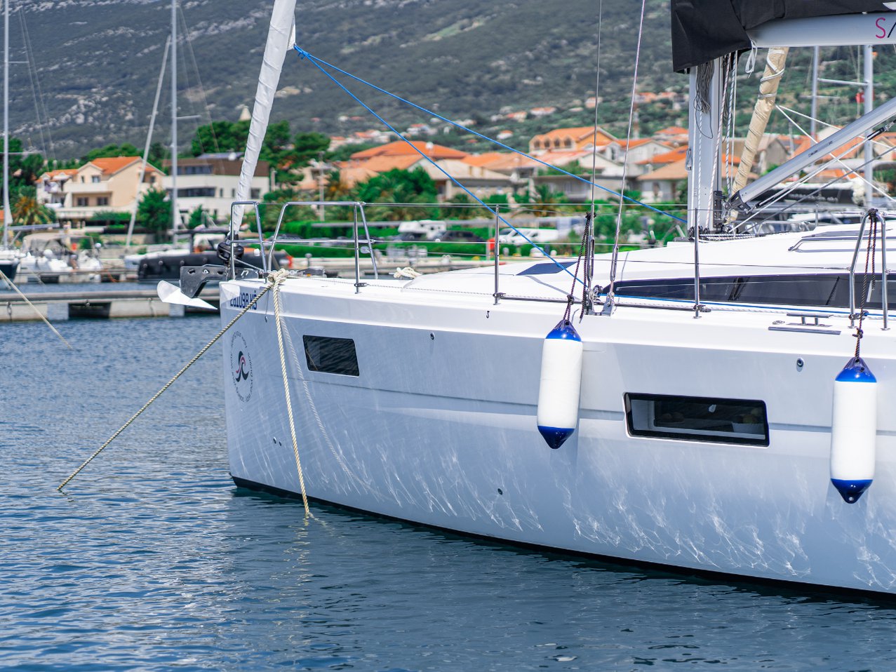 Photo #5 - Elan Impression 45 - 4 cab. (Trinity) in Kastela - 36737