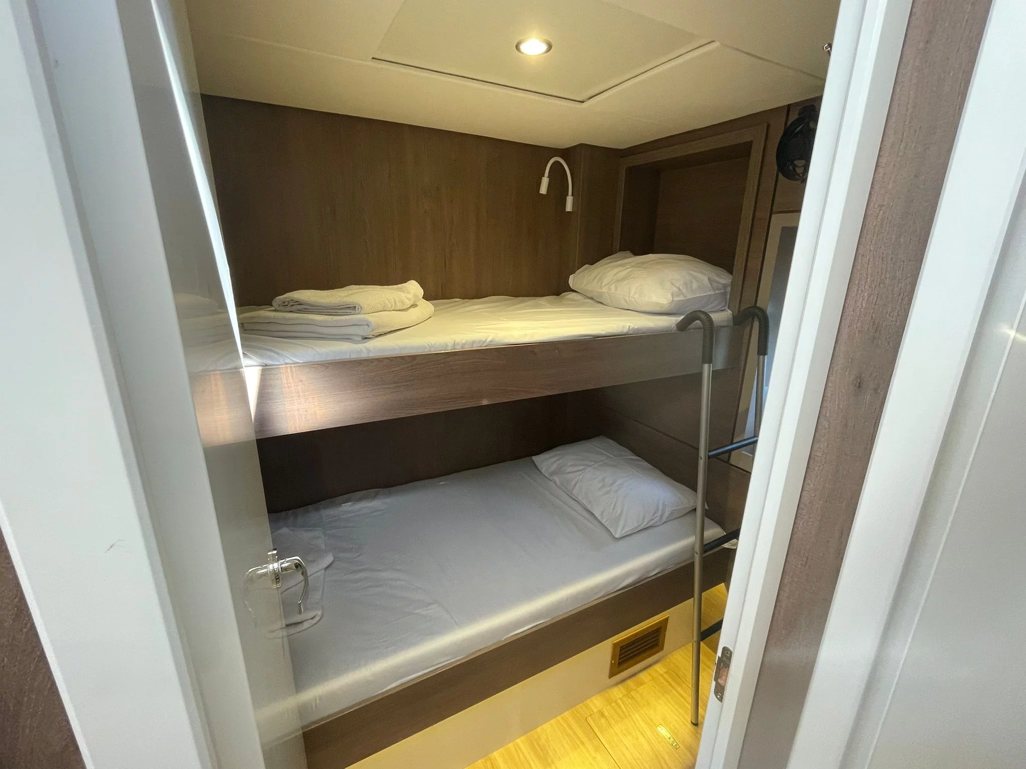 Bali 4.6 - 5 + 1 cab. (Sail Aquarius)  - 20