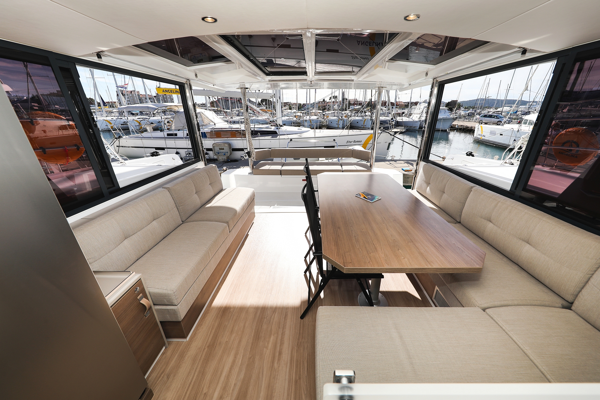 Photo #44 - Bali 4.4 - 4 + 2 cab. (Calypso) en Biograd - 36747