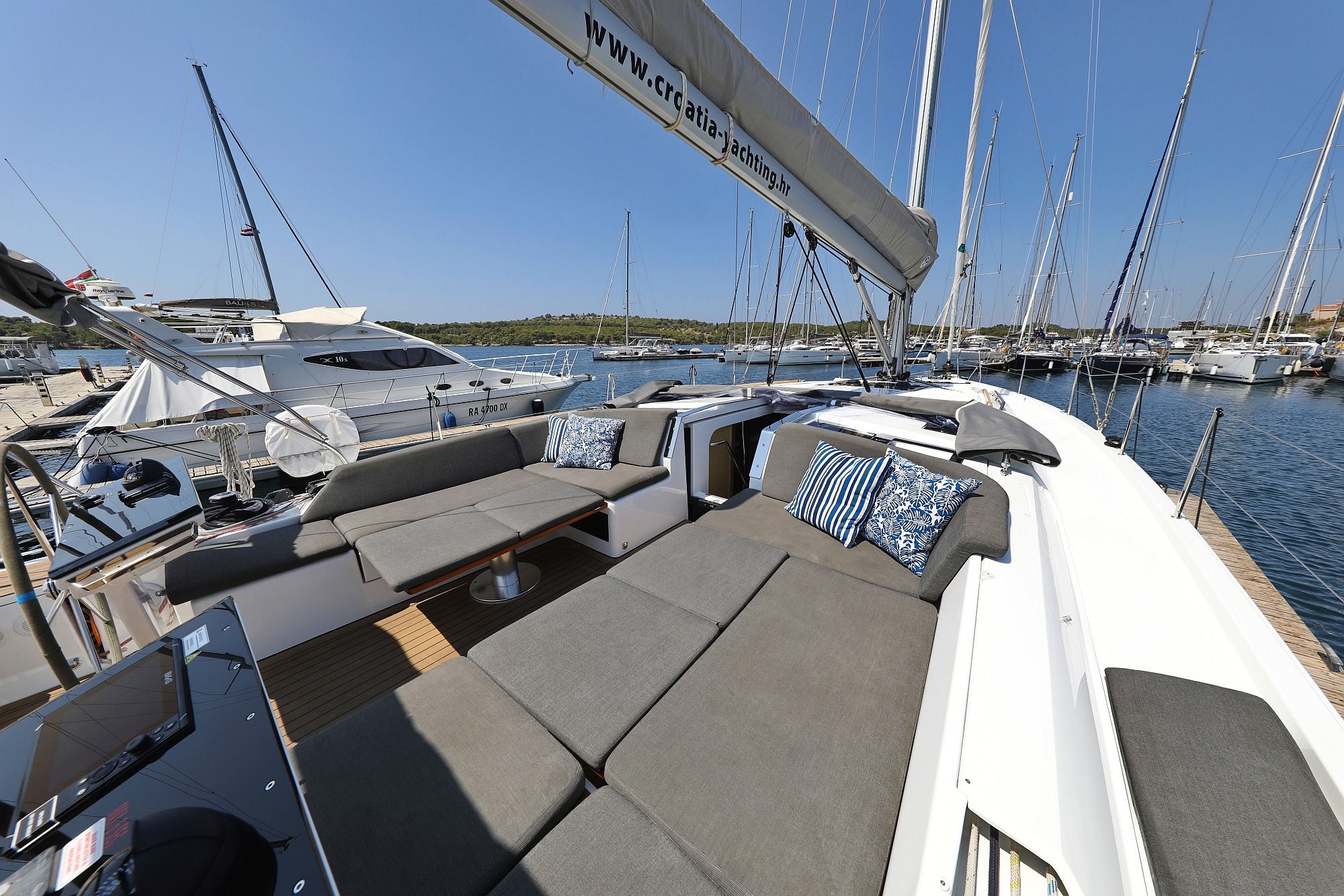 Photo #6 - Hanse 460 - 4 cab. (Salacia - OW) in Sibenik - 36751