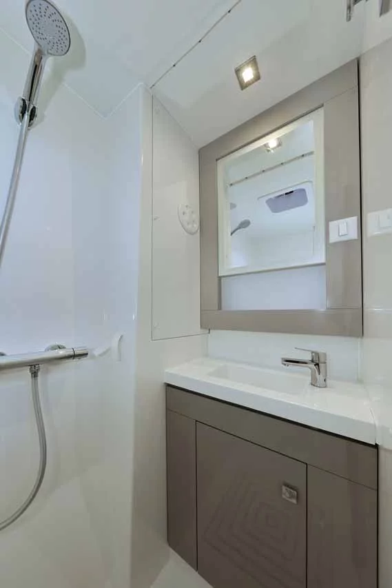 Fountaine Pajot Tanna 47 - 5 + 1 cab. (Maya I)  - 34