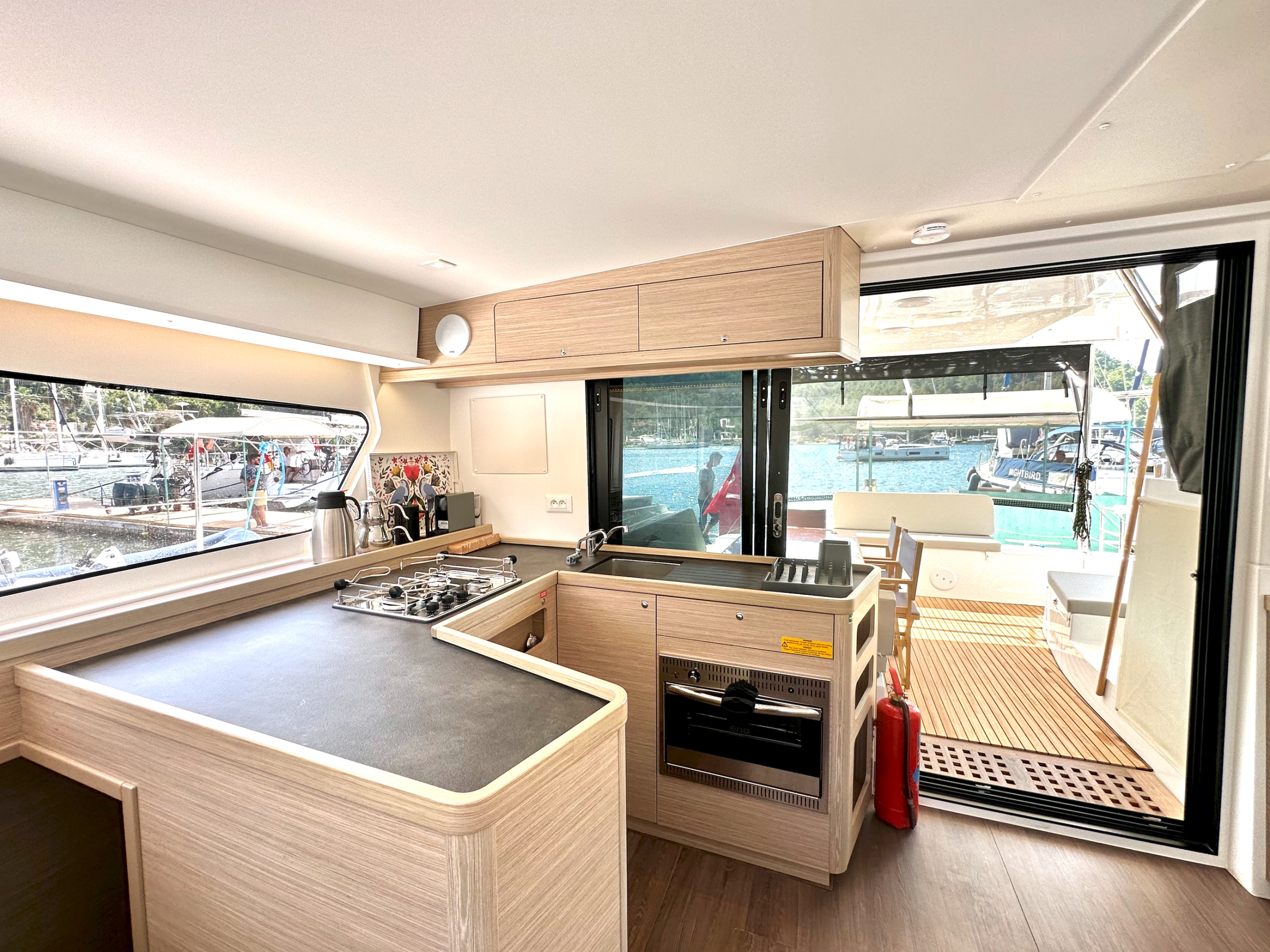 Photo #14 - Lagoon 42 - 4 + 2 cab. (Sail Electra) in Orhaniye - 36754