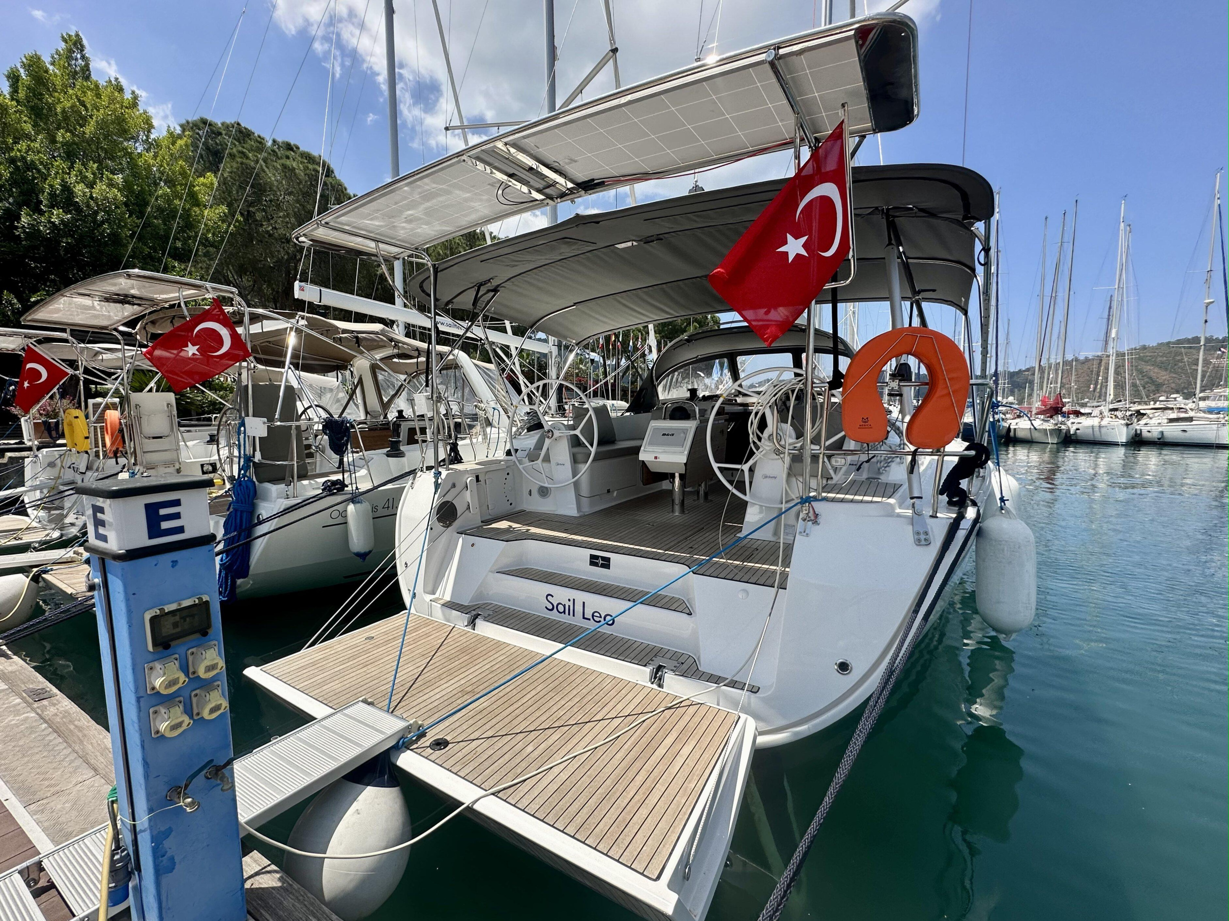 Photo #4 - Bavaria Cruiser 46 - 4 cab. (Sail Leo) in Fethiye - 36755