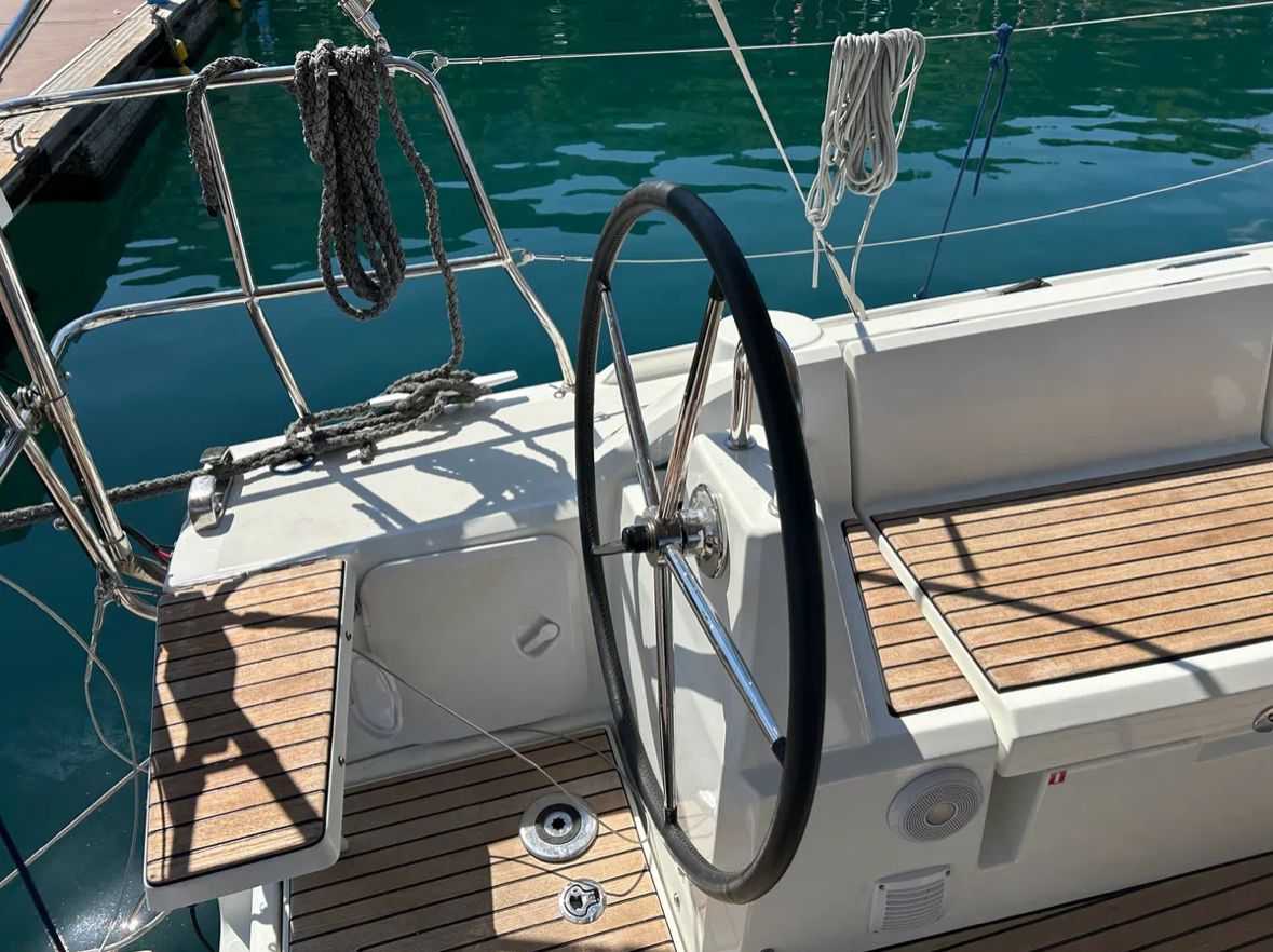 Photo #7 - Oceanis 34.1 - 3 cab. (Sail Lynx) in Fethiye - 36756