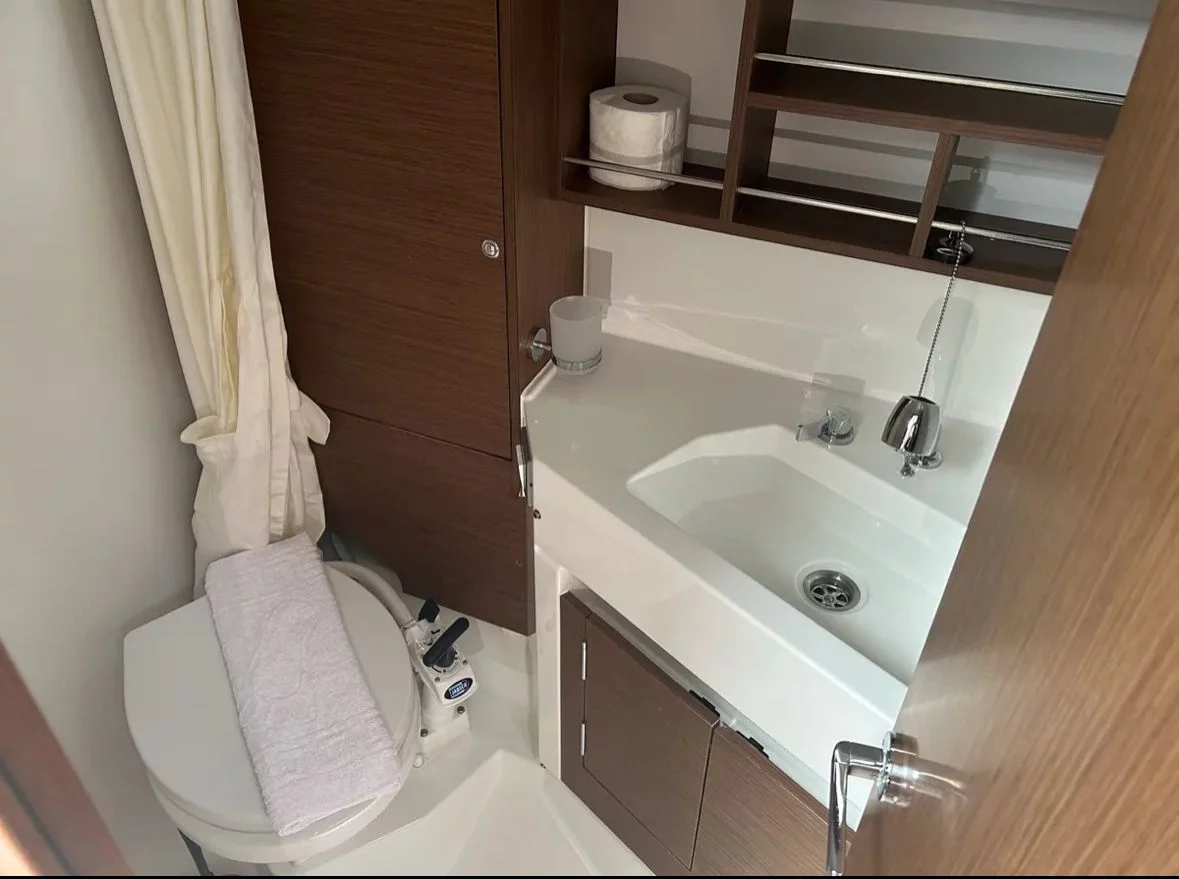 Oceanis 34.1 - 3 cab. (Sail Lynx)  - 16