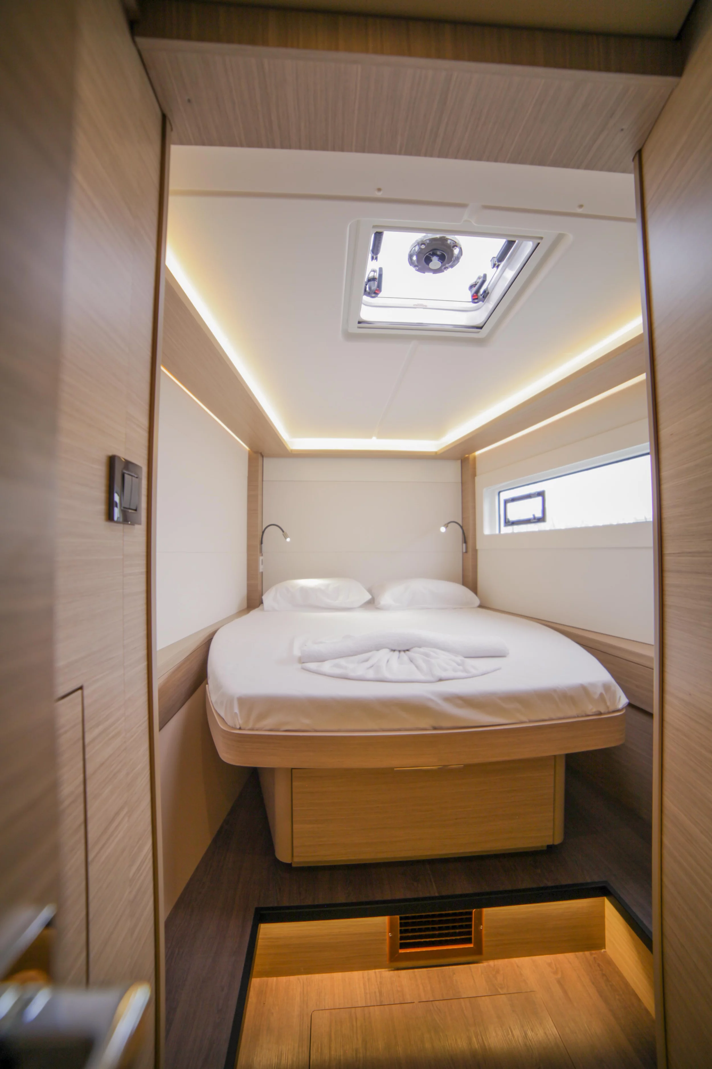 Lagoon 46 - 4 + 1 cab. (Sail Pegasus)  - 16
