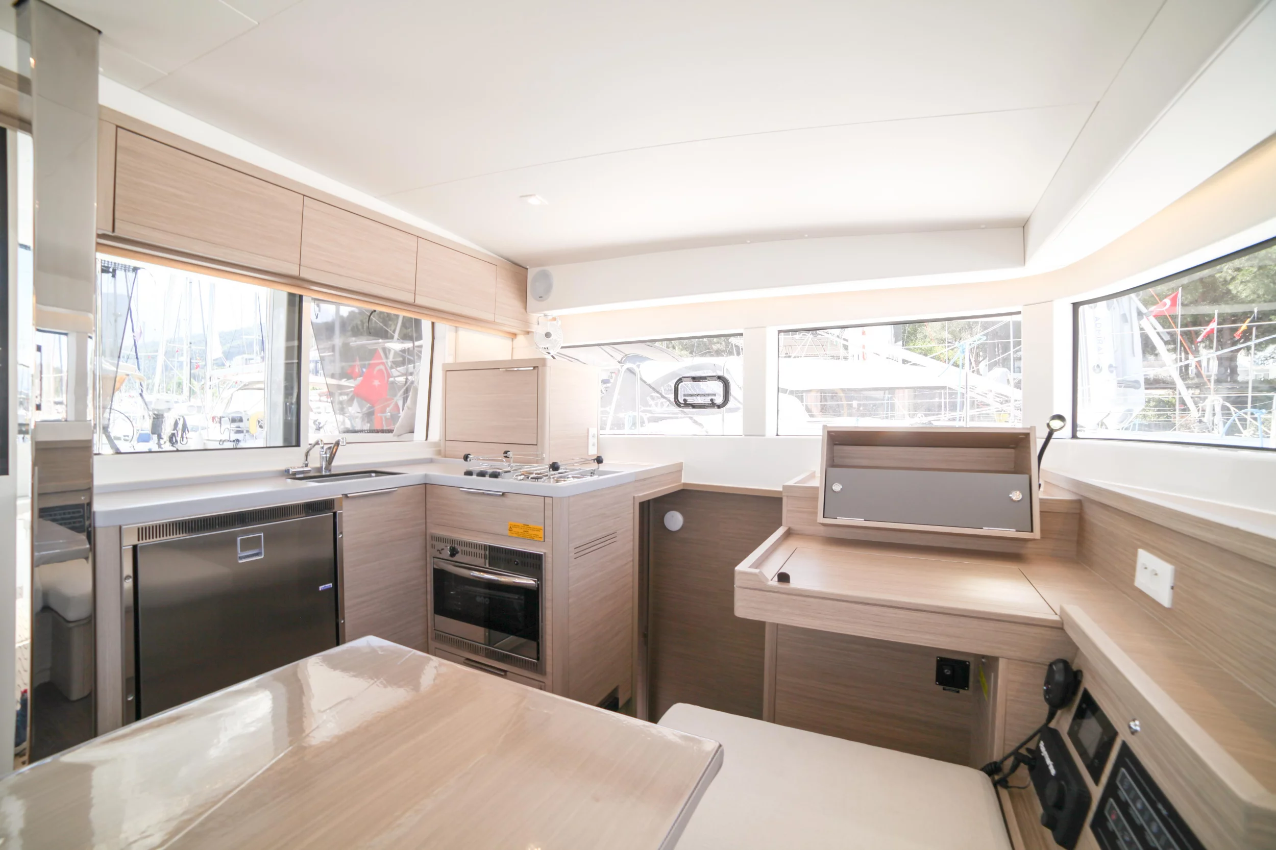 Lagoon 40 - 4 + 2 cab (Sail Sagitta)  - 7