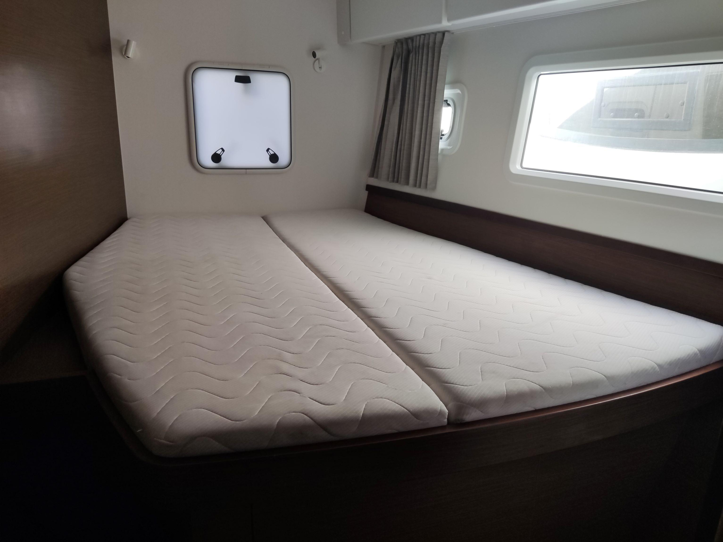 Photo #18 - Lagoon 42 - 4 + 2 cab. (Sleepy) in Bas du Fort - 36796