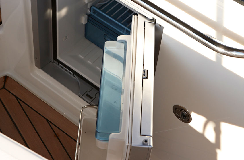 Photo #5 - Quicksilver Activ 805 Cruiser (Quicksilver 805) en Tribunj - 36813