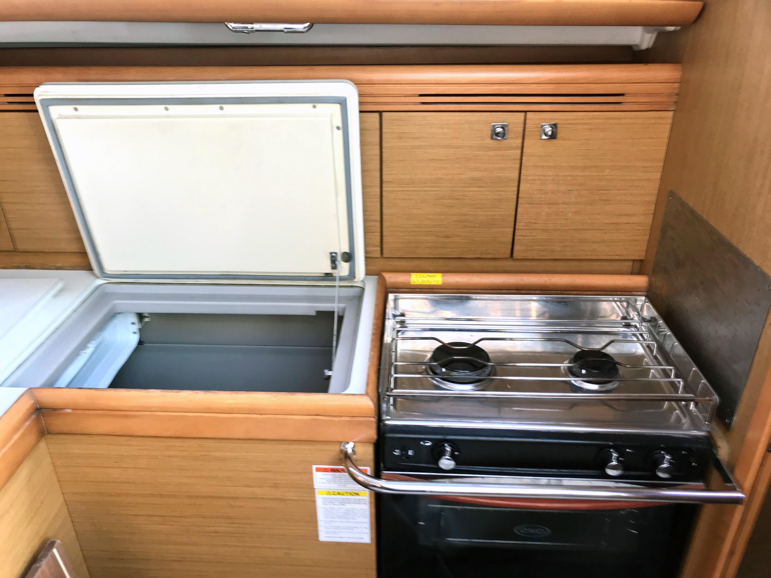 Photo #5 - Sun Odyssey 36i - 2 cab. (ECONOMY) en Rhodes - 36851