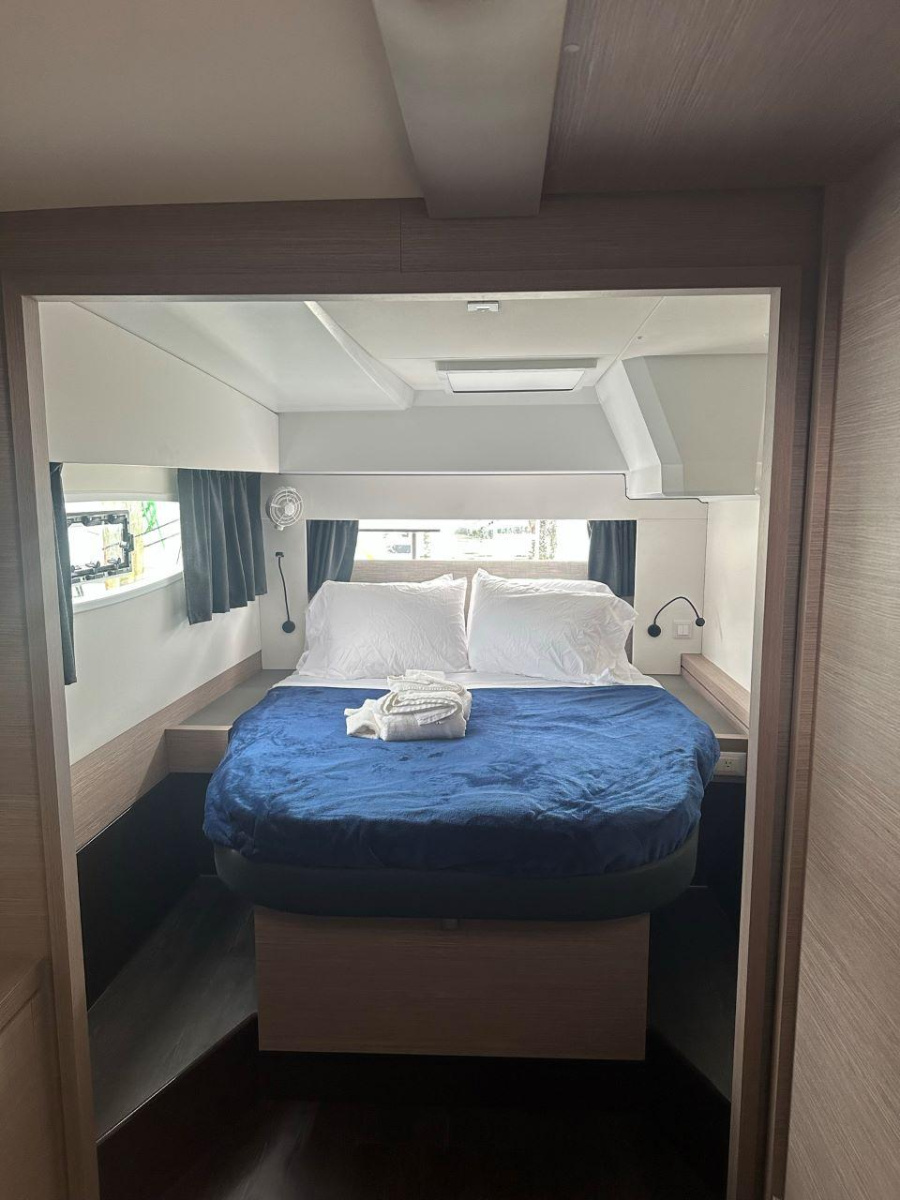 Photo #11 - Fountaine Pajot Astrea 42 Maestro (Just Live) in Nanny Cay - 36869