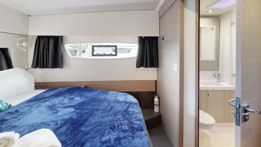Photo #12 - Fountaine Pajot Astrea 42 Maestro (Just Live) in Nanny Cay - 36869