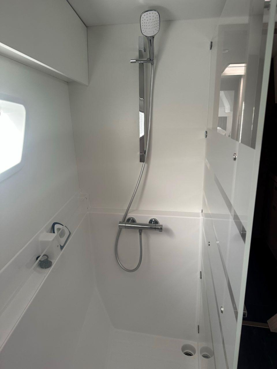 Photo #15 - Fountaine Pajot Astrea 42 Maestro (Just Live) in Nanny Cay - 36869