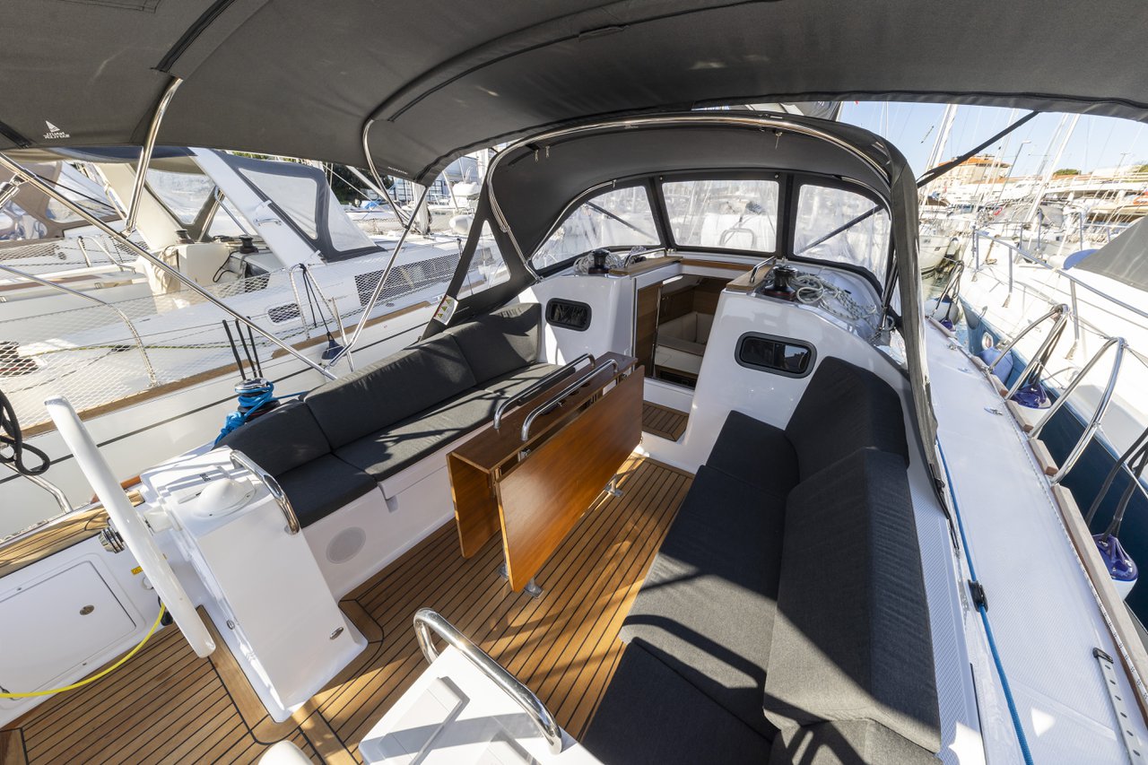 Photo #11 - Elan Impression 40.1 (Lady Blue) en Zadar - 36889