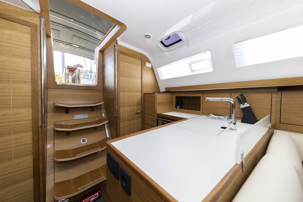 Photo #14 - Elan Impression 40.1 (Lady Blue) en Zadar - 36889