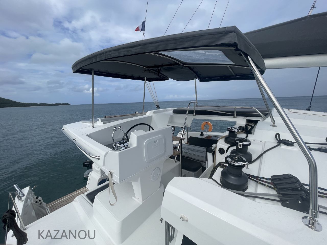 Photo #6 - Fountaine Pajot Astrea 42 - 4 + 1 cab. (KAZANOU) en Bas du fort - 36890