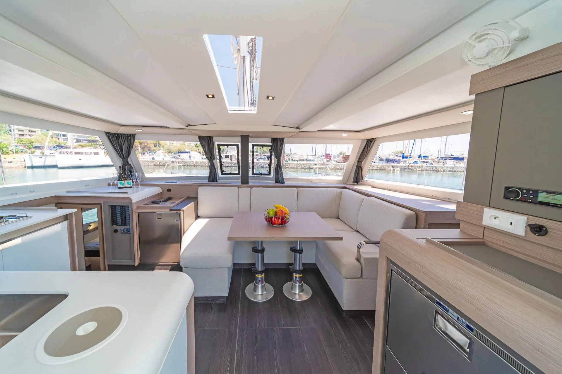 Fountaine Pajot Isla 40 - 4 + 1 cab. (Aifos)  - 4