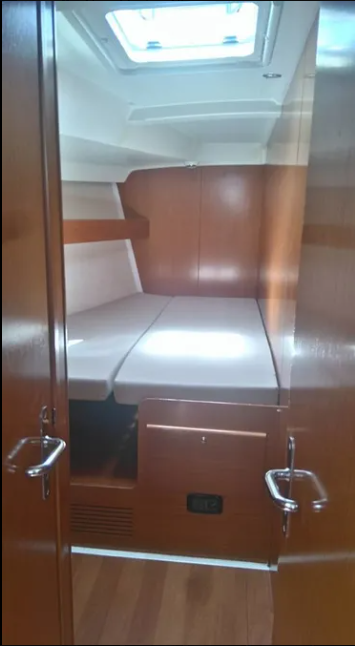 Photo #8 - Cyclades 50.4 - 4 + 1 cab. (Maria) in Athens - 36905