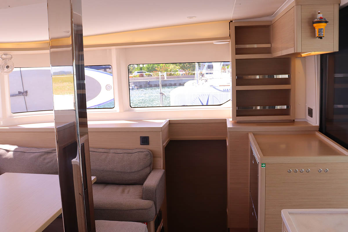 Photo #14 - Lagoon 46 - 4 + 2 cab. (Kamots) en Nanny Cay - 36954