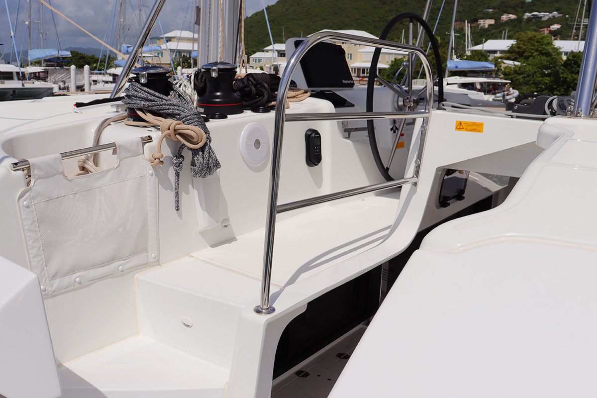 Photo #8 - Lagoon 46 - 4 + 2 cab. (SV SailMates) in Nanny Cay - 36955