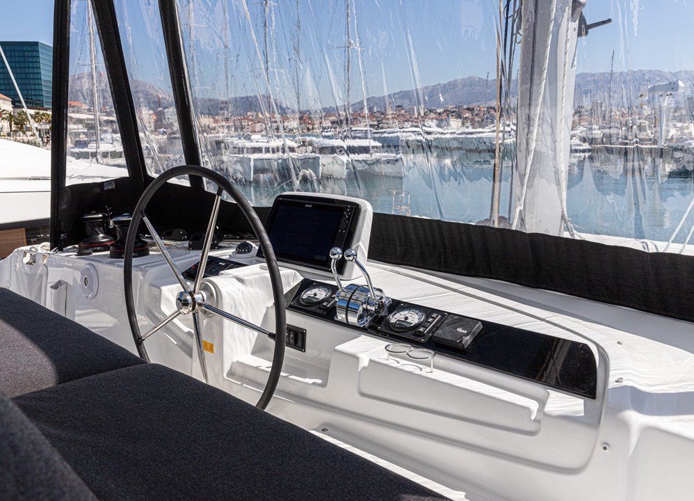 Photo #5 - Lagoon 46 - 4 + 2 cab. (Galeb) in Trogir - 36958