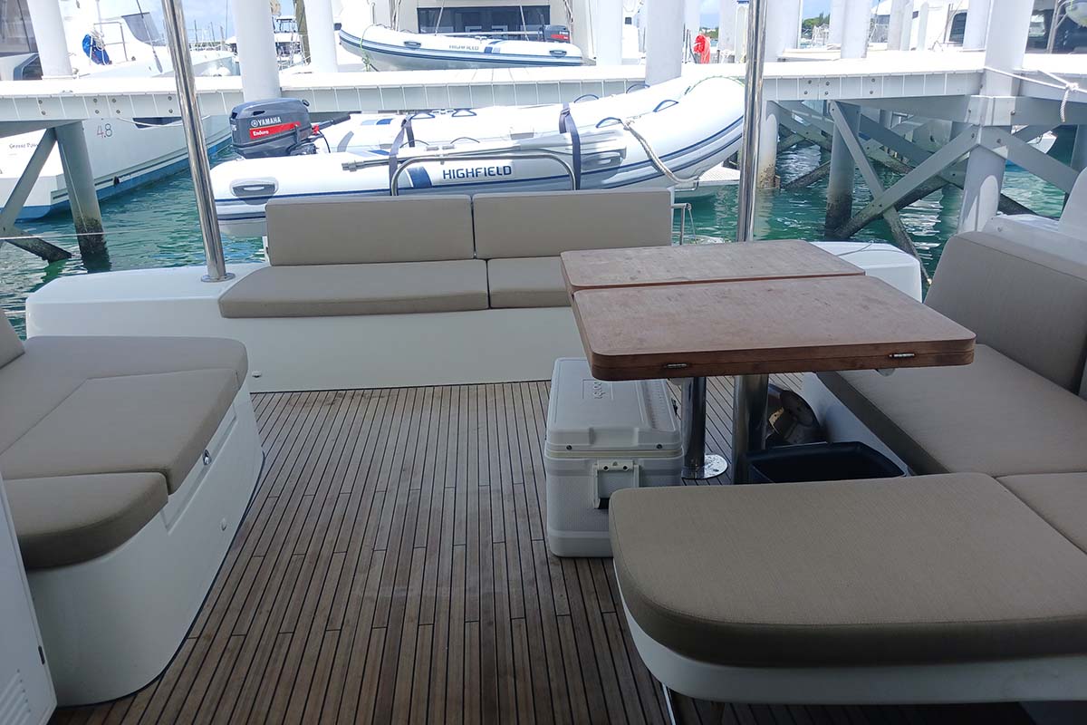 Photo #13 - Lagoon 51 - 6 cab. (Sapphire Seas) in Marsh Harbour - 36961