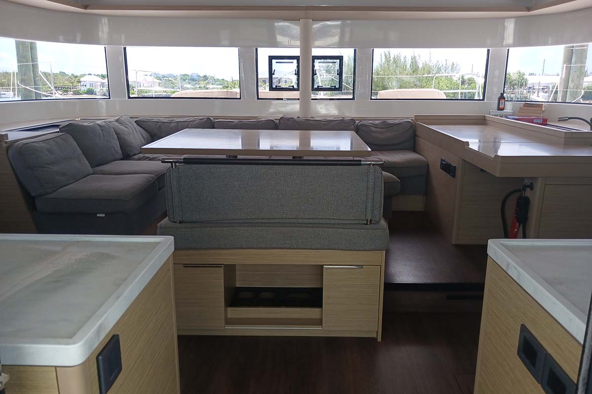Photo #16 - Lagoon 51 - 6 cab. (Sapphire Seas) in Marsh Harbour - 36961