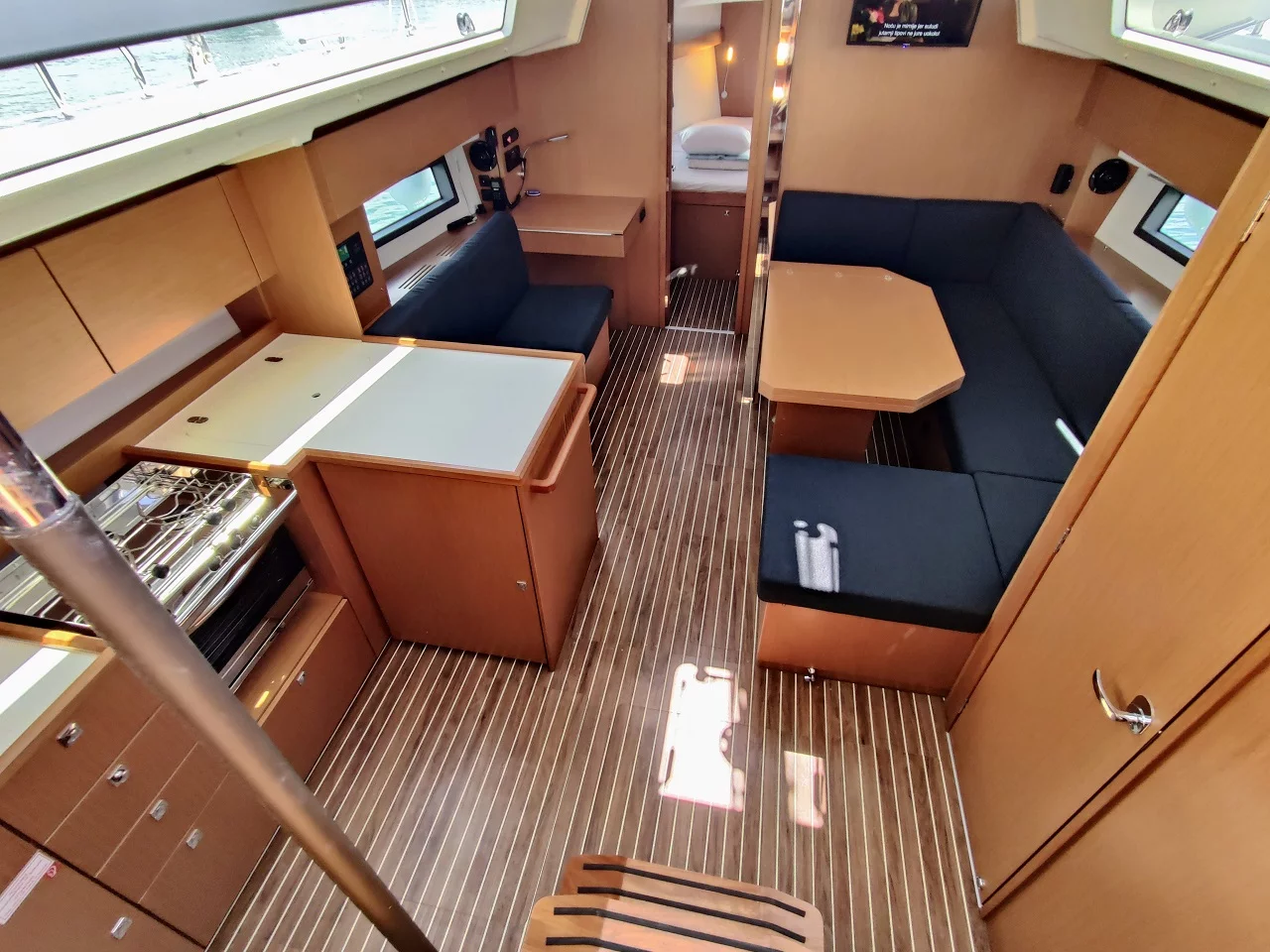 Bavaria C42 (Relax)  - 7