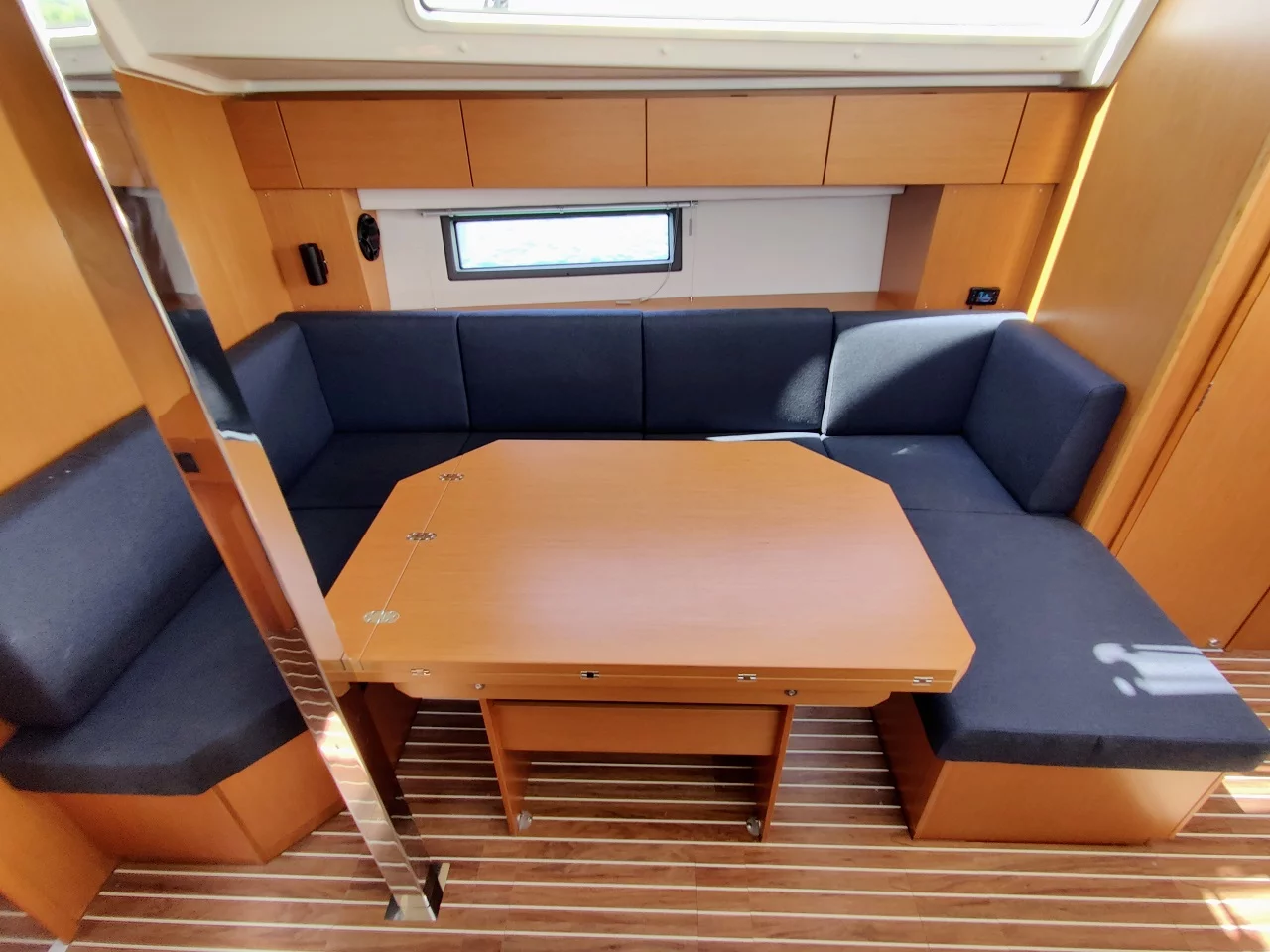 Bavaria C42 (Relax)  - 9