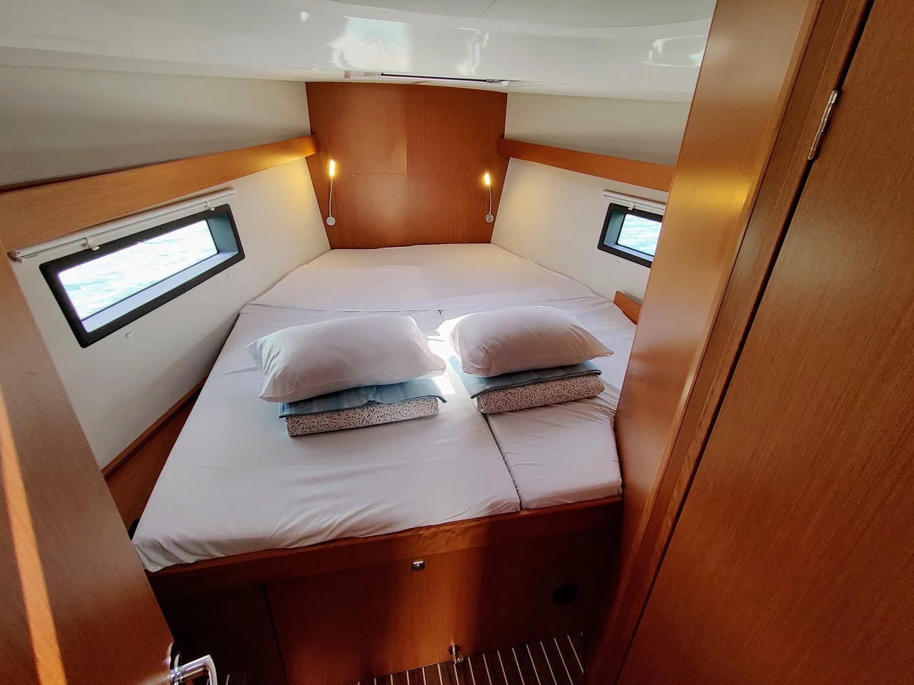 Bavaria C42 (Relax)  - 11