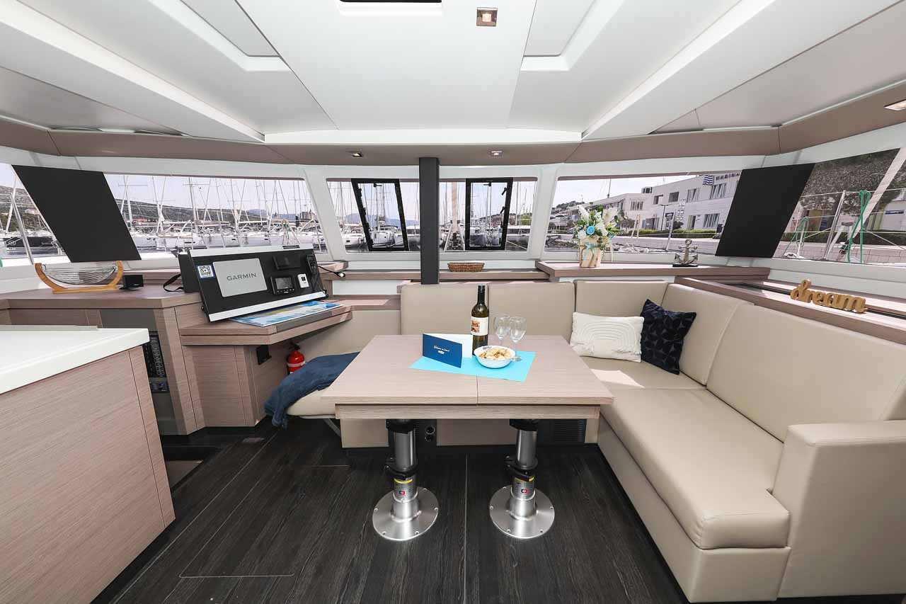 Photo #10 - Fountaine Pajot Astrea 42 - 4 + 1 cab. (Ariel) en Trogir - 36993
