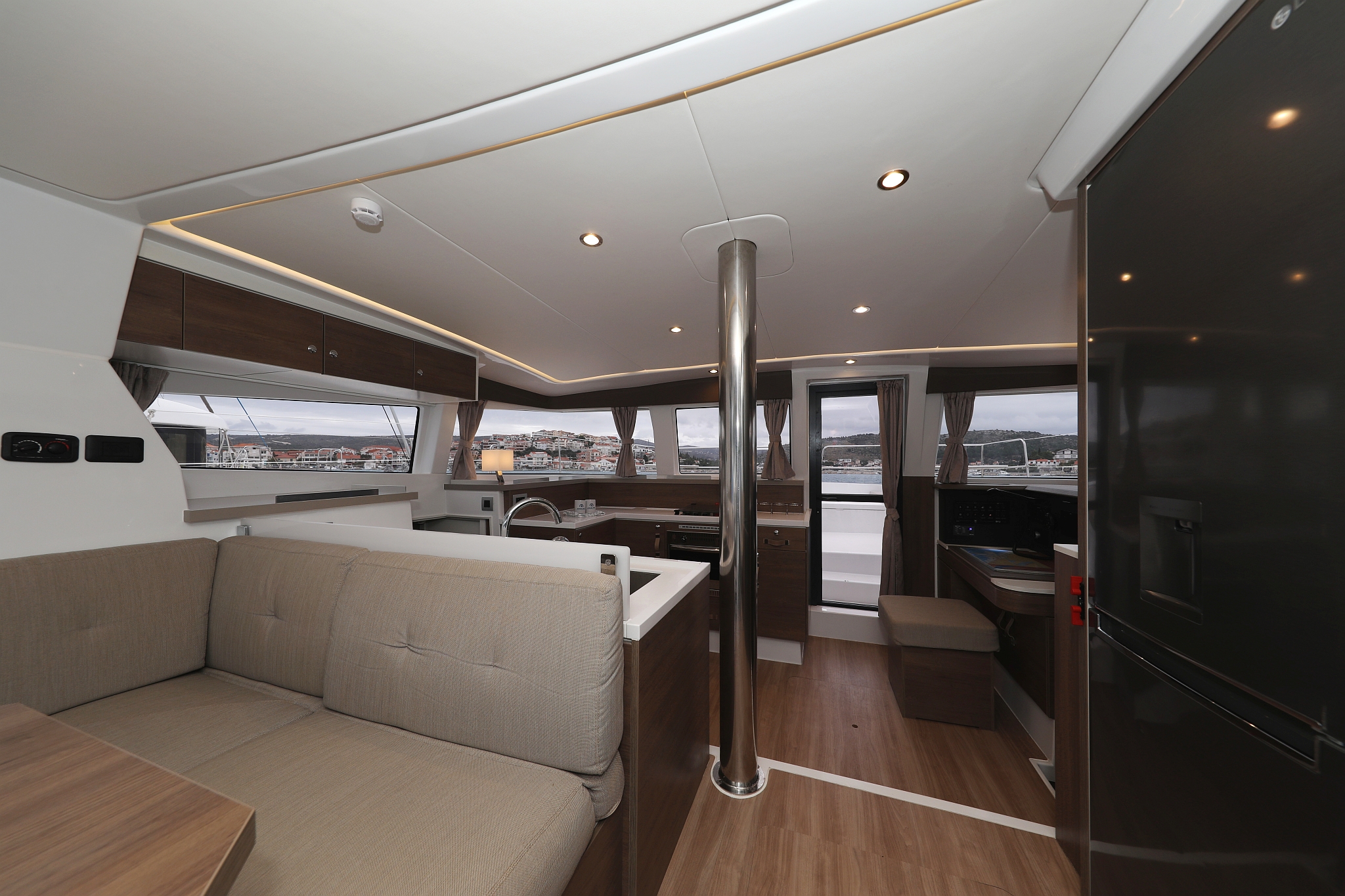 Photo #24 - Bali 4.2 - 4 + 1 cab. (Open Office) en Trogir - 36994