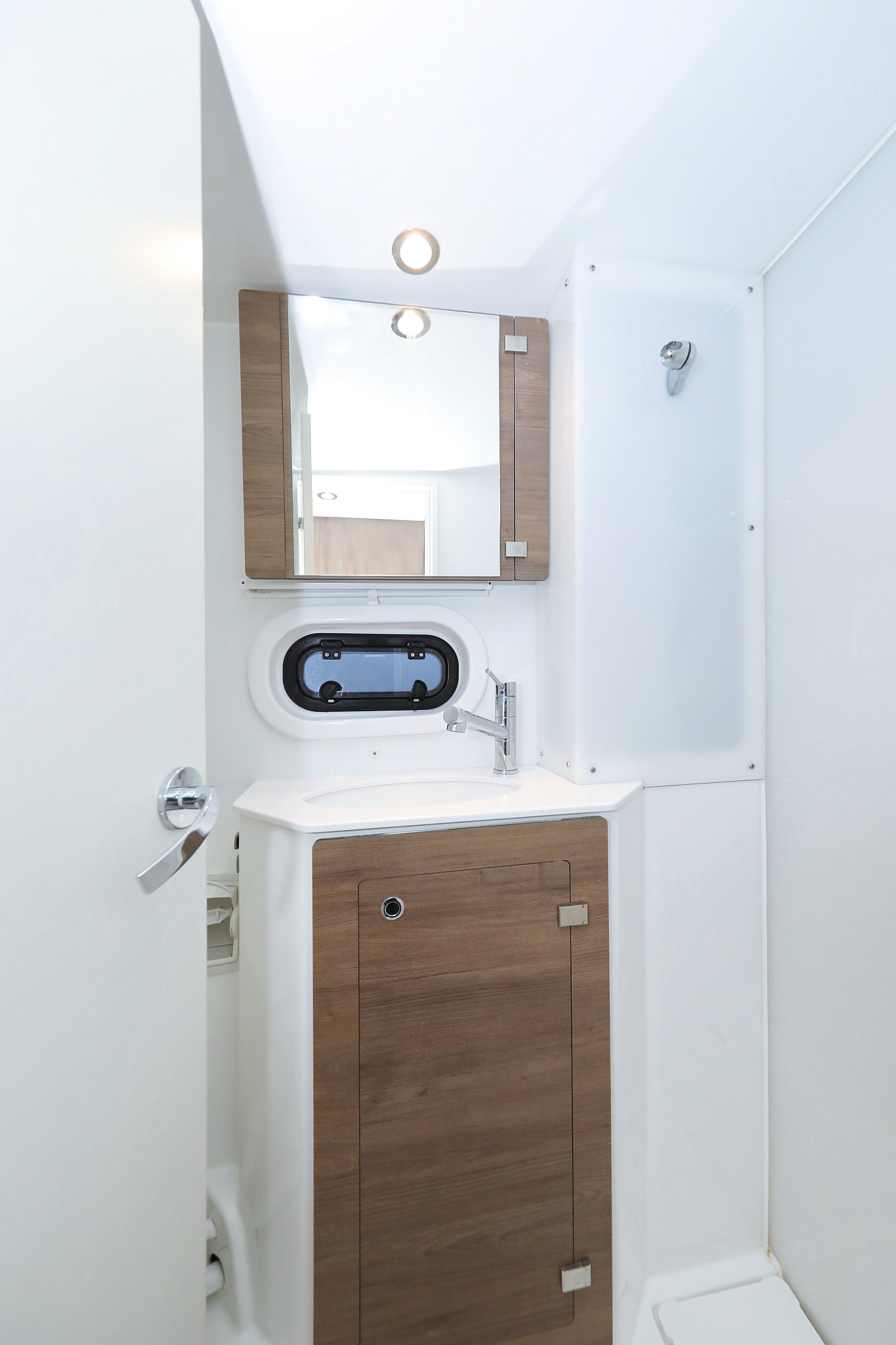 Photo #44 - Bali 4.2 - 4 + 1 cab. (Open Office) en Trogir - 36994