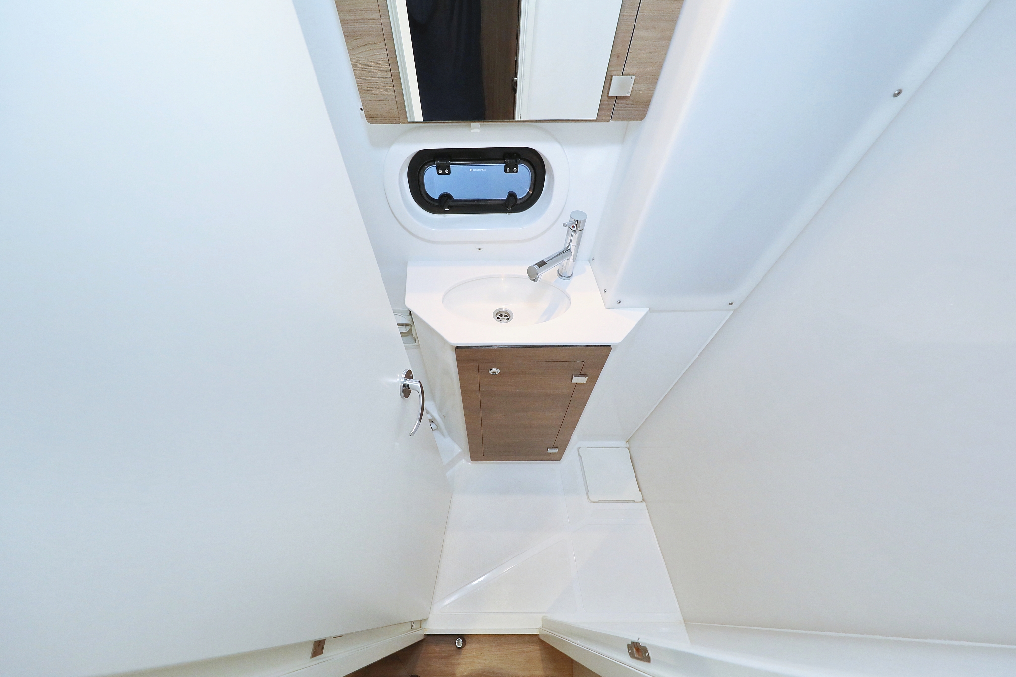 Photo #45 - Bali 4.2 - 4 + 1 cab. (Open Office) en Trogir - 36994