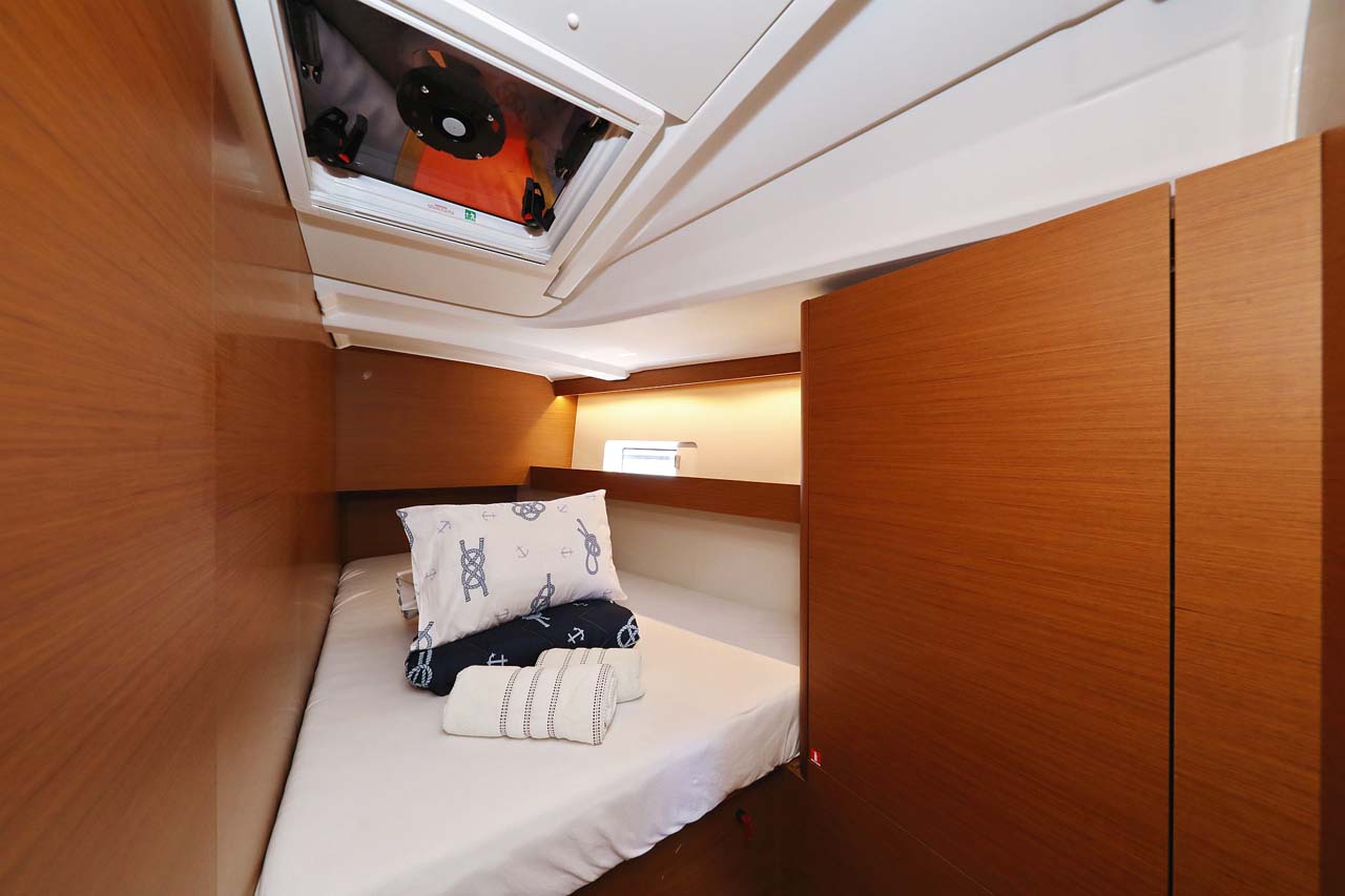 Photo #23 - Sun Odyssey 490 - 5 cab. (Pollux) in Trogir - 37008